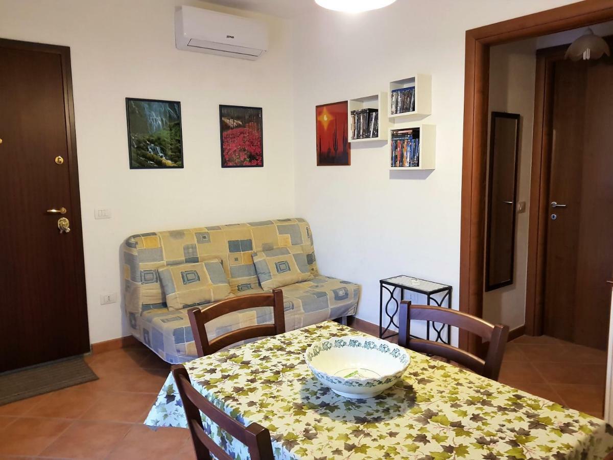 Borgo Lu Canali Da Gavino Apartment Badesi Ngoại thất bức ảnh