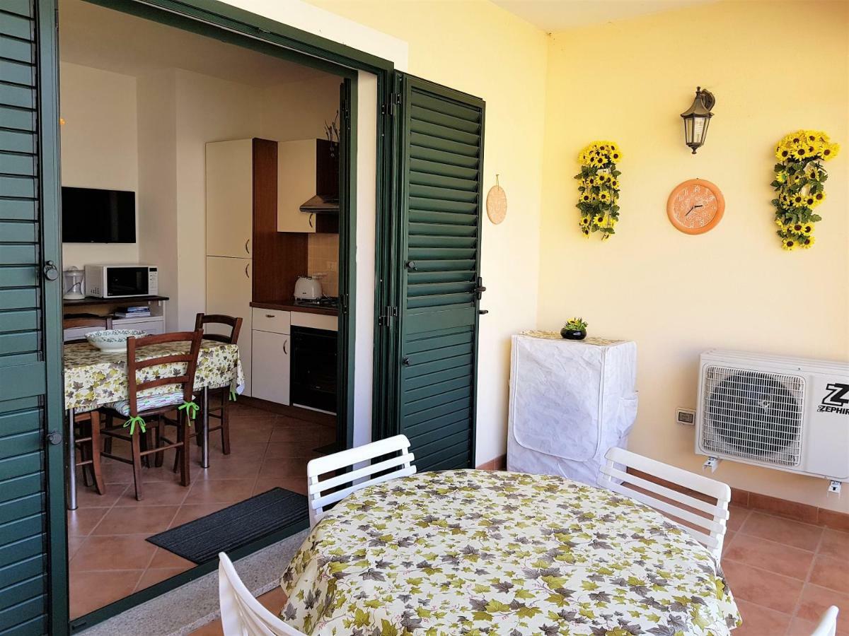 Borgo Lu Canali Da Gavino Apartment Badesi Ngoại thất bức ảnh