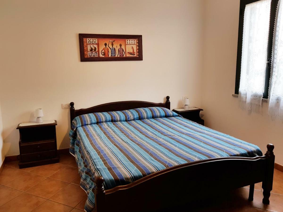 Borgo Lu Canali Da Gavino Apartment Badesi Ngoại thất bức ảnh