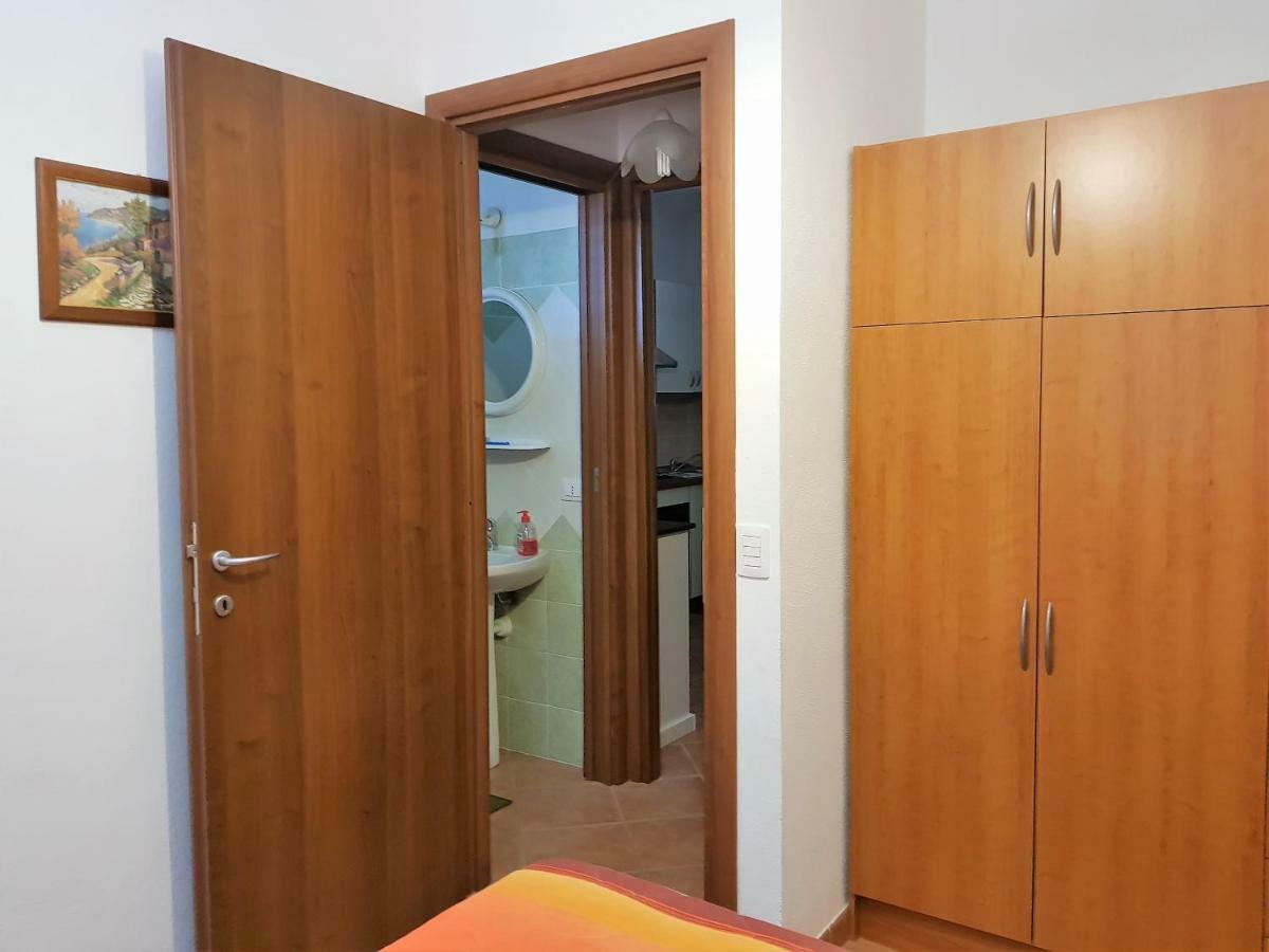 Borgo Lu Canali Da Gavino Apartment Badesi Ngoại thất bức ảnh
