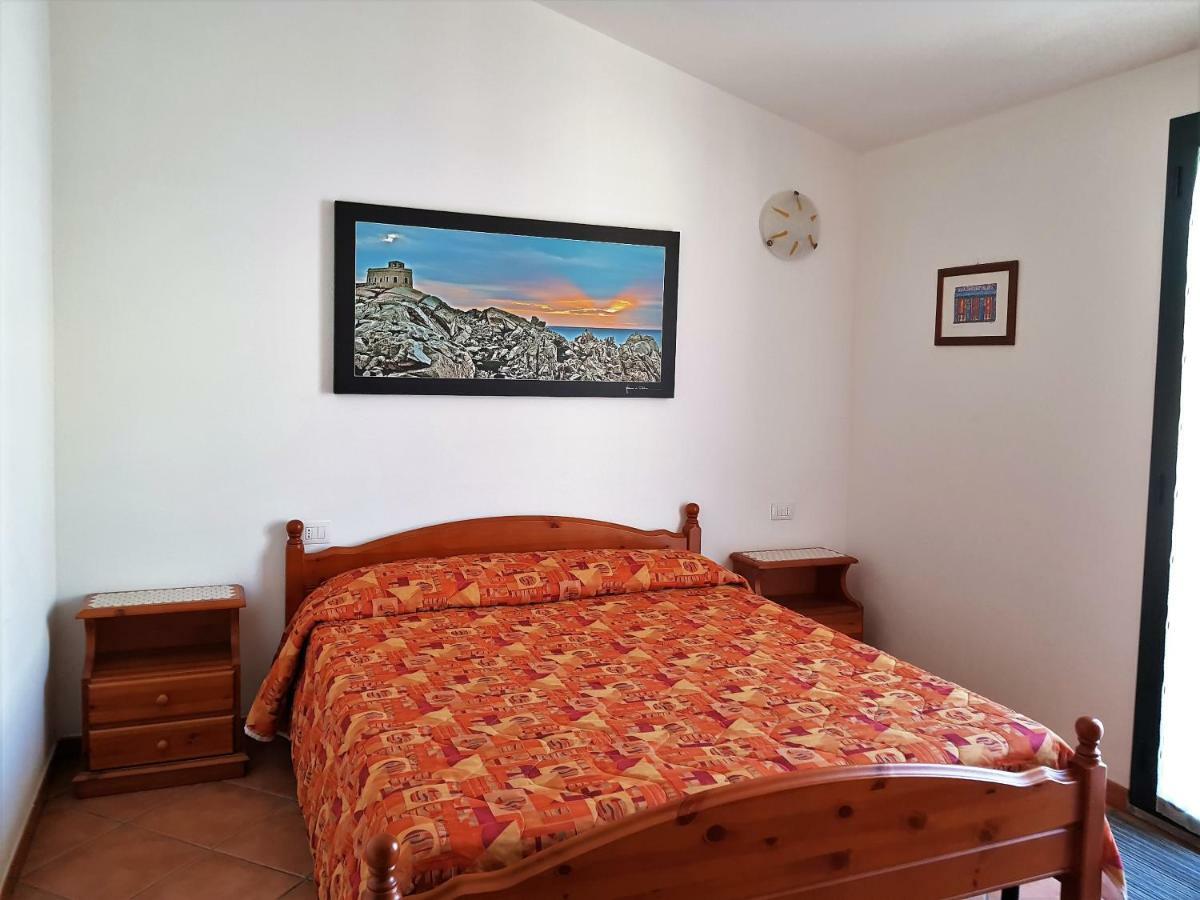 Borgo Lu Canali Da Gavino Apartment Badesi Ngoại thất bức ảnh